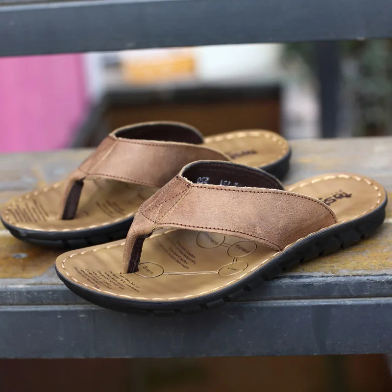 Flip Flop Leather Men - รองเท้าแตะแบบสวม Roma Retro สีพื้น รุ่นใหม่สำหรับผู้ชาย เหมาะสำหรับวันหยุดพักผ่อน